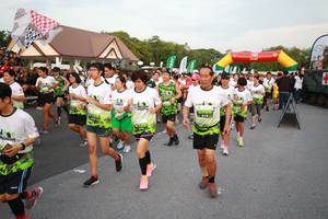 BIB: 
                            <button type="button" onclick="openModal(3530715)" class="btn btn-primary btn-sm float-right btn-popup" data-toggle="modal" data-target=".modal-high-quality">
                        <i class="fas fa-shopping-cart"></i> Add to Cart
                    </button>
                                            <button type="button" onclick="isThisMe(3530715, true)" class="btn btn-success btn-sm float-right btn-popup btn-isme hidden" data-toggle="tooltip" data-placement="bottom" title="นี่คือรูปของคุณใช่ไหม คลิกที่นี่เพื่อเอาเข้าอัลบั้ม">
                        <i class="fas fa-plus"></i> Add to album
                    </button>
                    <button type="button" onclick="isThisMe(3530715, false)" class="btn btn-warning btn-sm float-right btn-popup btn-isnotme hidden">
                        <i class="fas fa-ban"></i> Remove from album
                    </button>